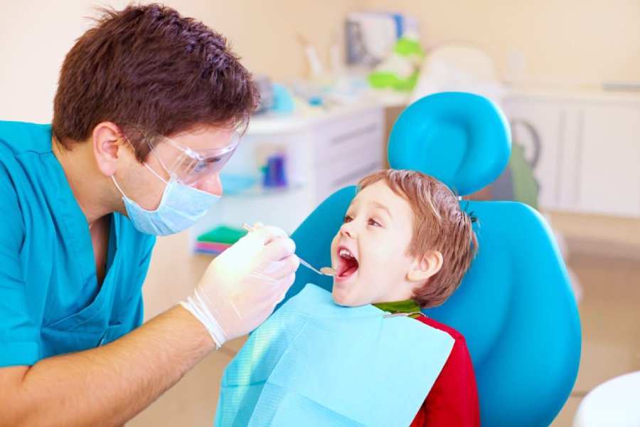 تاثیر تغذیه بر سلامت دهان و دندان کودکان